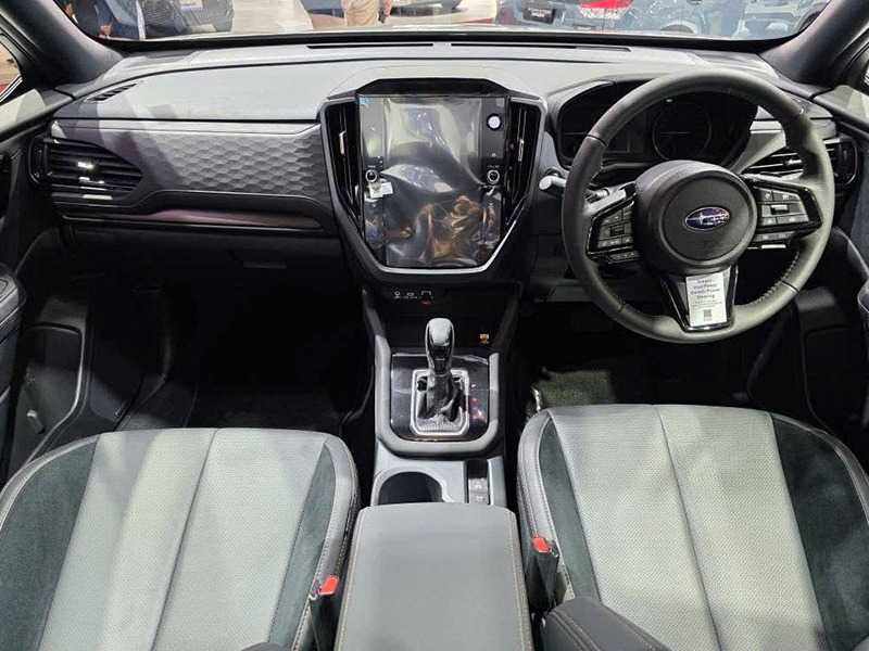 Subaru Forester 2.0i-L 2025